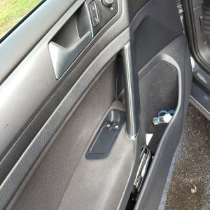 Golf 7 redizajn 1,6tdi 85KW *VELIKI SERVIS *