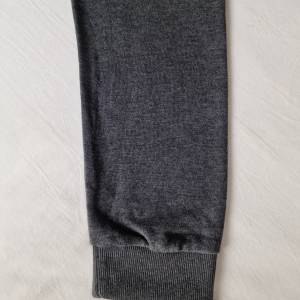 GUCCI siva majica dugi rukav (3XL)