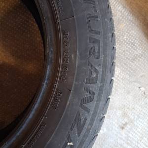 Gume ljetne Bridgestone 215/60/16 - 4 kom