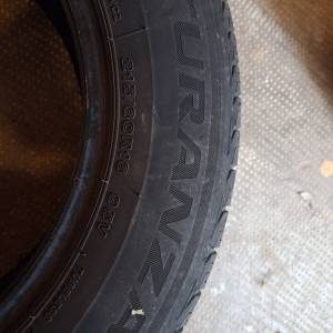 Gume ljetne Bridgestone 215/60/16 - 4 kom