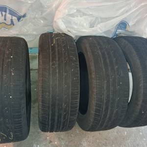 Gume ljetne Bridgestone 215/60/16 - 4 kom