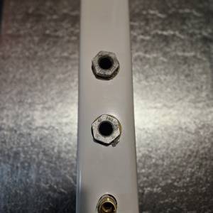 Hidraulična skretnica s izolacijom s nosačem 5/4