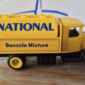 HITNO kolekcija metalnih autica Lledo