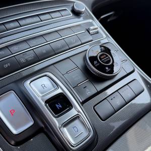 Hyundai Santa Fe 1,6 T-GDI HEV, 4WD, 7 sjedala, 4x4, registriran 06/26