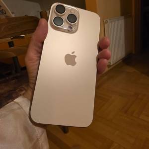 IPHONE 16 PRO MAX