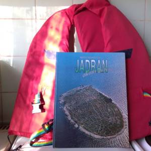 Knjige : Jadran okom galeba, i druge.