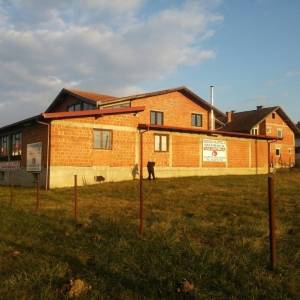 Kuča katnica sa podrumom u Popovači