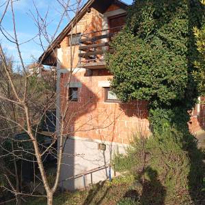 Kuća sa zemljištem, Zagreb, Kustošija