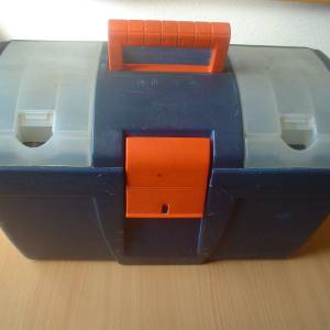 Kutija za alat + alat