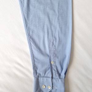 LACOSTE plava košulja dugi rukav (L)