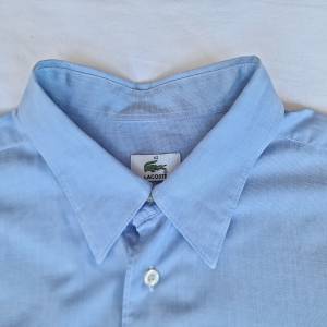 LACOSTE plava košulja dugi rukav (L)