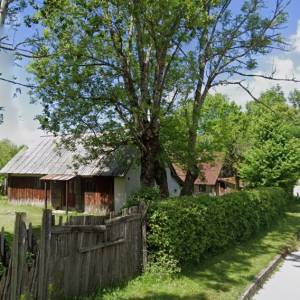 Lika - kuća / imanje sa 2 nekretnine PRODAJA, Frkašić, Korenica