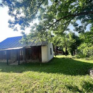 Lika - kuća / imanje sa 2 nekretnine PRODAJA, Frkašić, Korenica