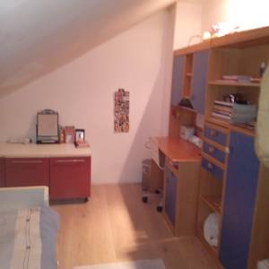 Malešnica - 57 m2, 4-soban, dvoetažni, 5.kat bez lifta!