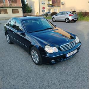 Mercedes - Benz , 2,2 cdi