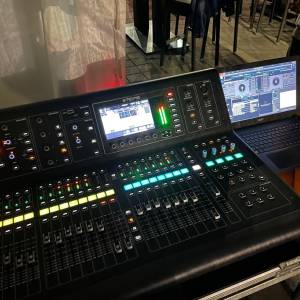 Najam profesionalnog ozvučenja i tehnička instalacija