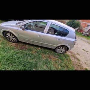 Opel Astra H Dijelovi