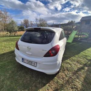 Opel corsa opc line