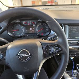 Opel Crossland 1,5 automatik