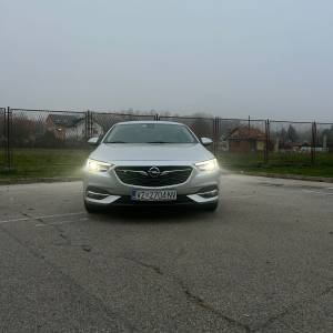 Opel Insignia 2.0