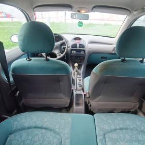 Peugeot 206 1.1 i 155000 km klima servo bez hrđe