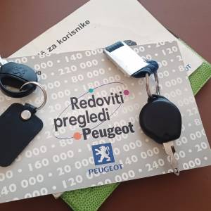 Peugeot 206 1.1 i 155000 km klima servo bez hrđe