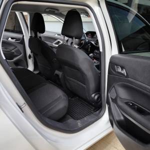 Peugeot 308 SW, 1.5Blue HDI registriran do 27.10.2026 godine