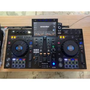 Pioneer OPUS-QUAD, Pioneer XDJ-XZ, Pioneer XDJ-RX3, AlphaTheta XDJ-AZ