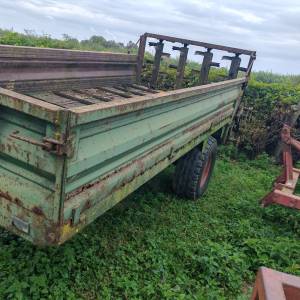 Prikolica za gnoj Tehnostroj