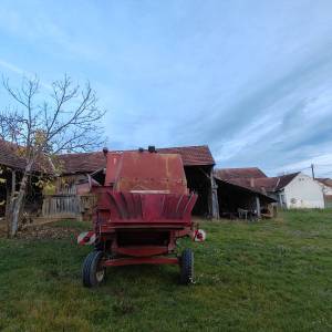 Prodaje se kombajn Fahr M 1000