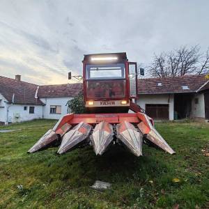 Prodaje se kombajn Fahr M 1000