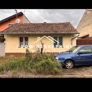 PRODAJE SE ZEMLJIŠTE SA KUĆOM ZA RUŠENJE