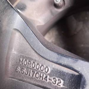 Prodajem alu felge 17 cola sa gumama