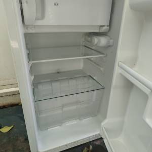 Prodajem hladnjak TELEFUNKEN u dobrom stanju - 100% ISPRAVAN!