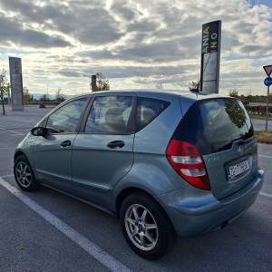 Prodajem Mercedes A klasa 180 cdi, može zamjena za veći auto