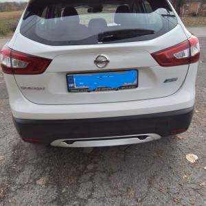 Prodajem NISSAN QASHQAI J11 1,6 dCi 2014 g. 196000 km. 9000 eura