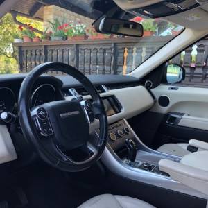 Prodajem očuvani Range Rover Sport