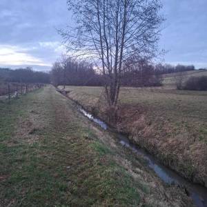 prodajem seoskom imanje