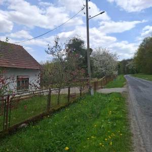 prodajem seoskom imanje