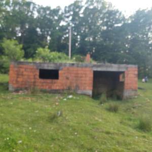 prodajem seoskom imanje