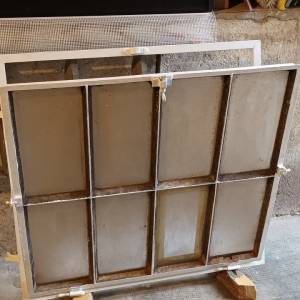 Prozor željezni za garažu ili podrum - 20€