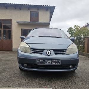 Renault Scenic 1.5 DCI