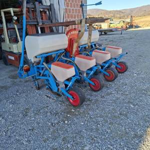 Sijačica za kukuruz MONOSEM 4 reda