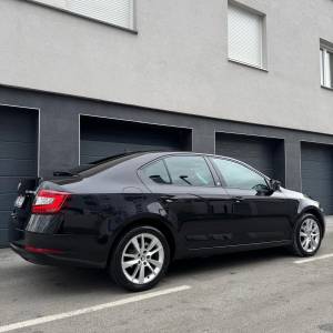 ŠKODA OCTAVIA 1.6TDI DSG STYLE /159tkm/prvi vlasnik/HR auto/odličan/