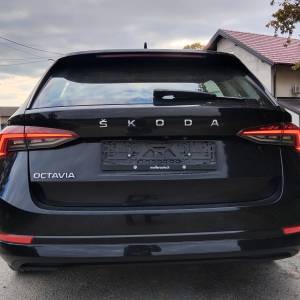 Škoda Octavia 2,0TDI  full oprema, DSG, matrix, virtualni kokpit