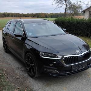 Škoda Octavia 2,0TDI  full oprema, DSG, matrix, virtualni kokpit