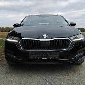 Škoda Octavia 2,0TDI  full oprema, DSG, matrix, virtualni kokpit