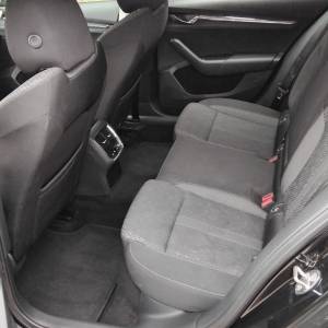 Škoda Octavia 2,0TDI  full oprema, DSG, matrix, virtualni kokpit