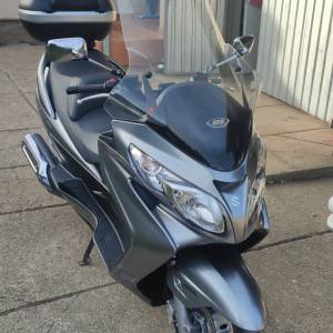 Suzuki Burgman AN 400