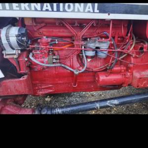 Traktor International 1246 Turbo